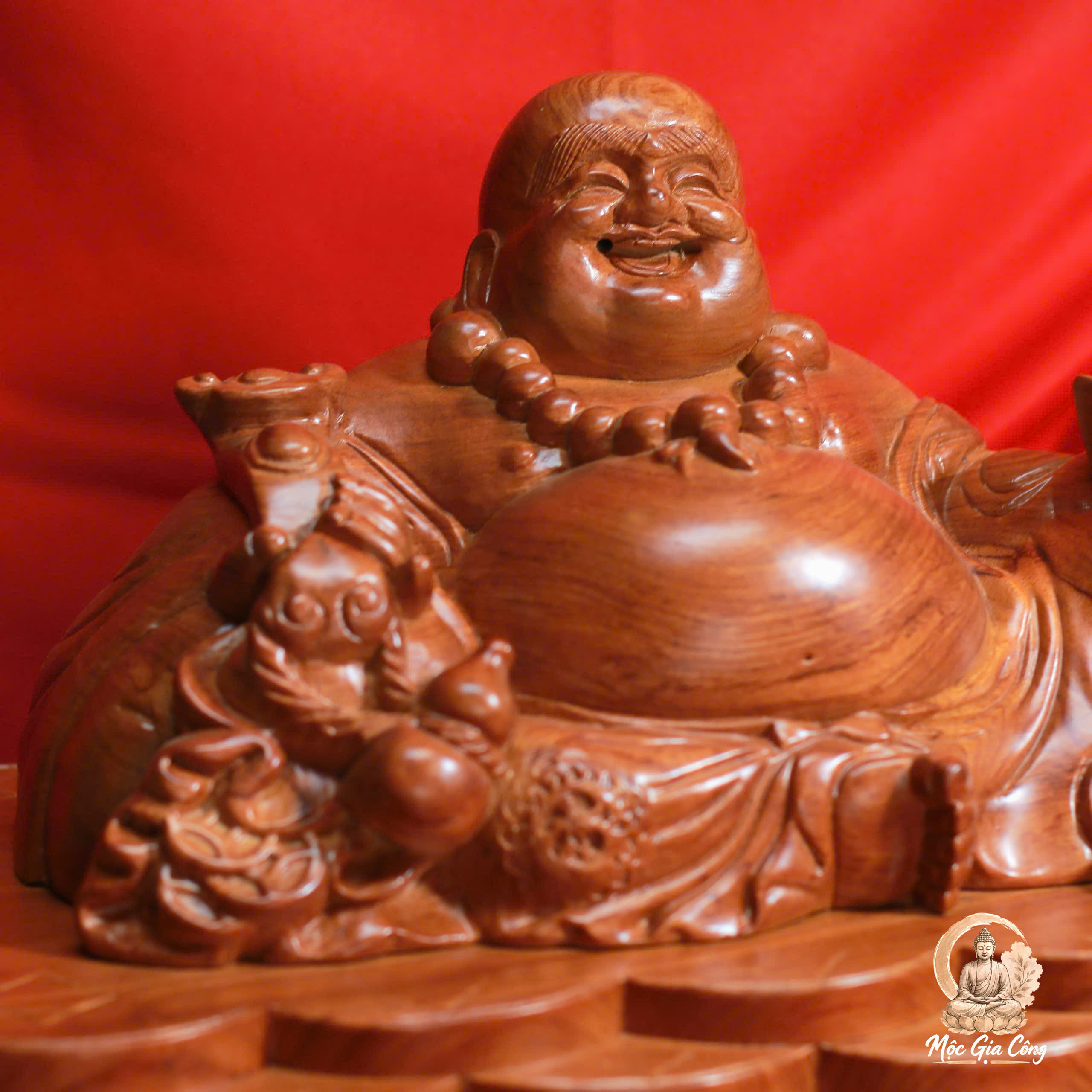 Di Lặc Ngồi Đế Tiền Gỗ Hương Đá 3