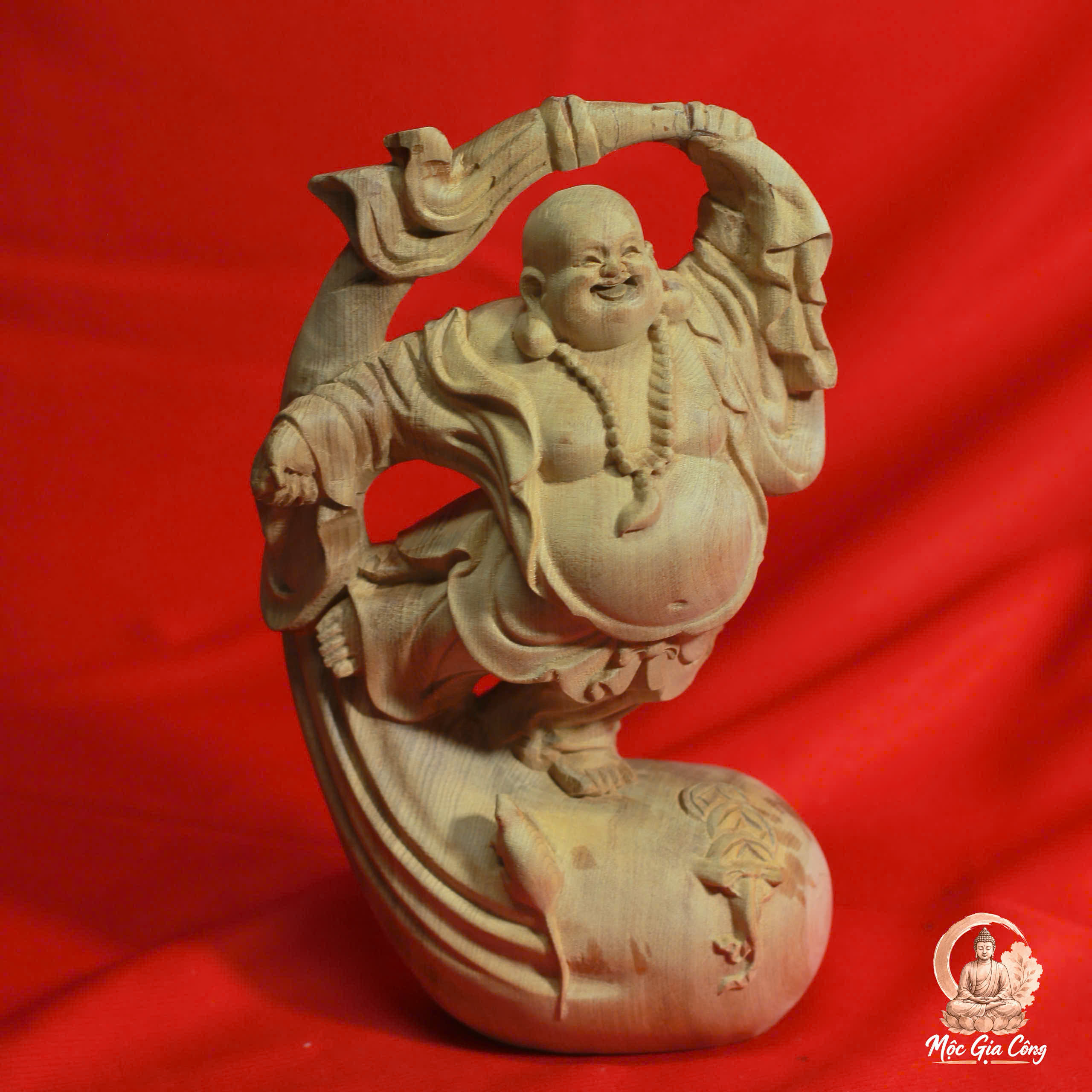 Di Lặc Kim Tiền Gỗ Ngọc Am