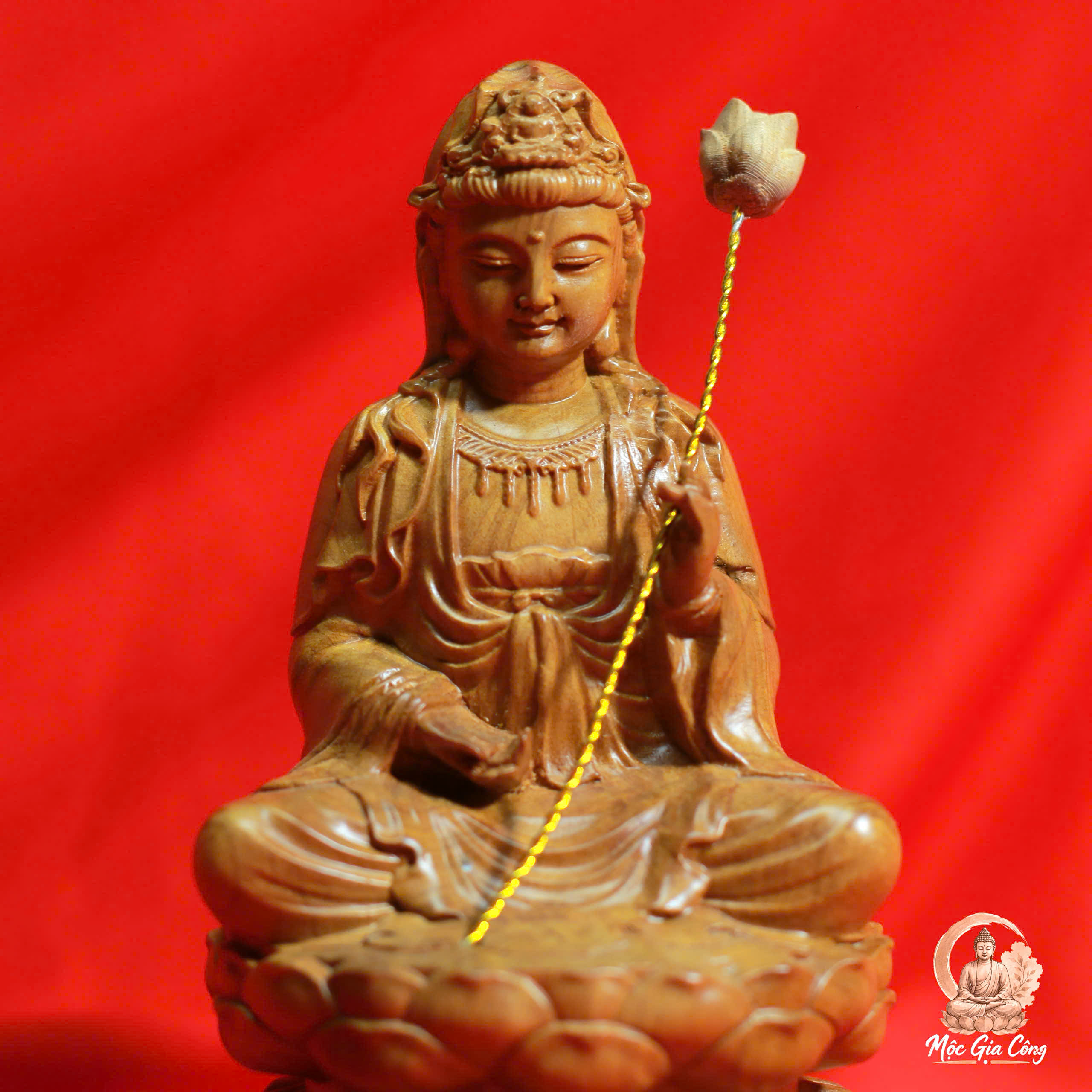 Đại Thế Chí Bồ Tát Gỗ Bách Xanh 8