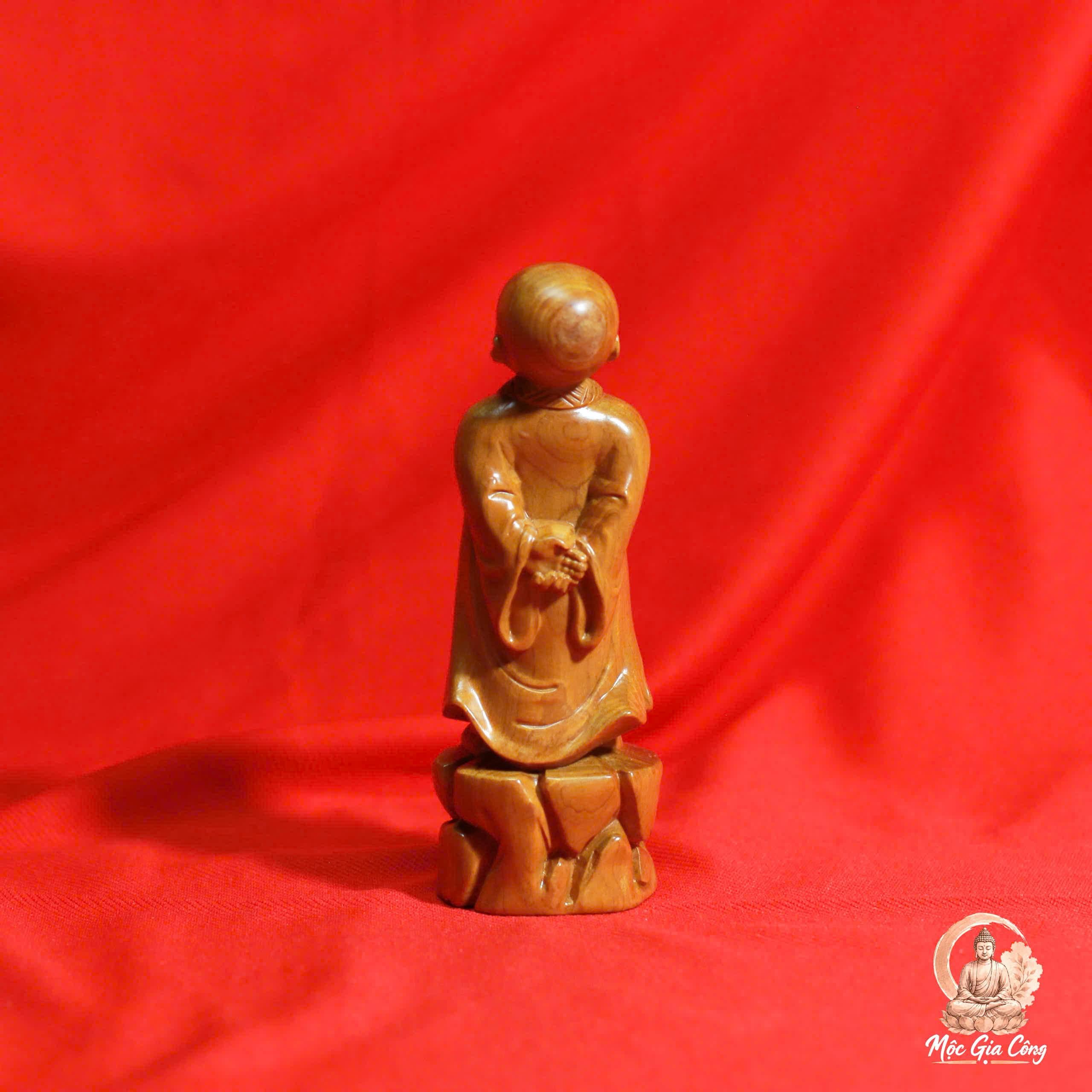 Chú Tiểu Gỗ Bách Xanh 2