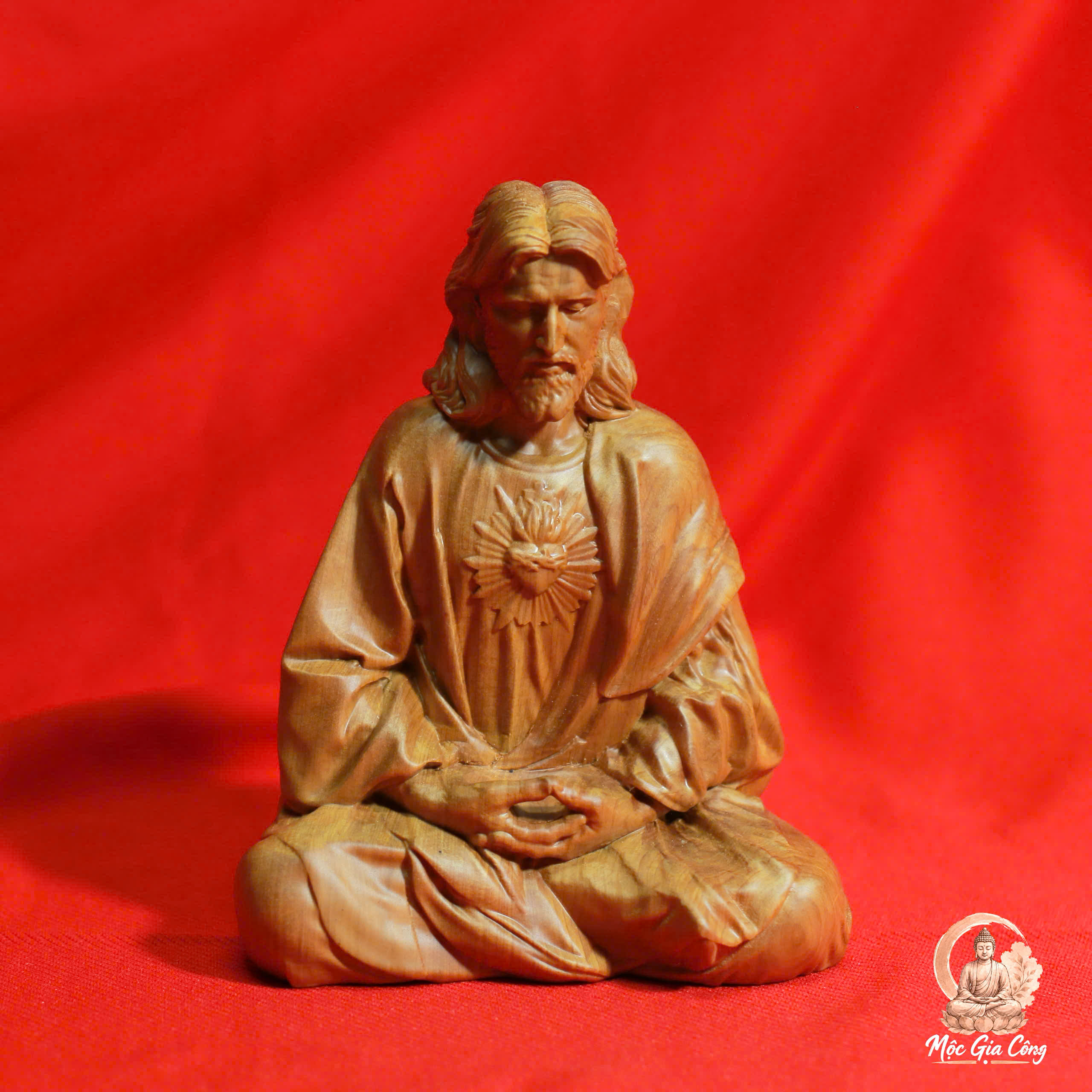 Chúa Giêsu Gỗ Bách Xanh